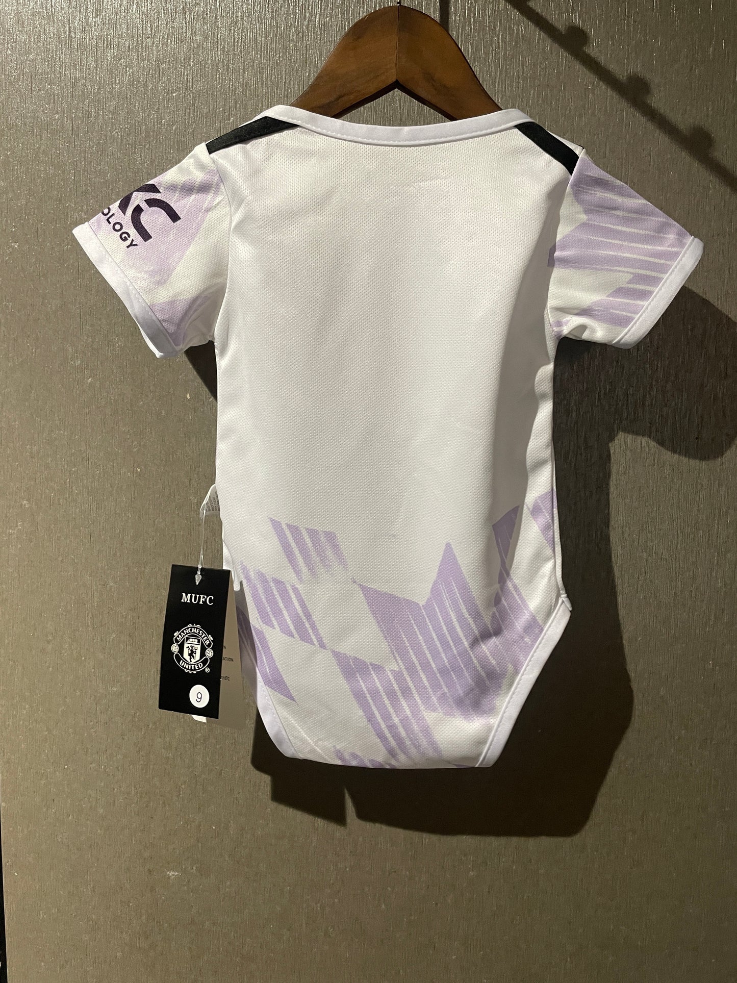 Body Manchester United away 2025