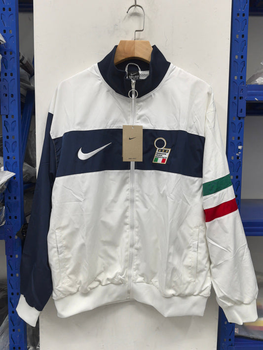 Giacca a vento - Italia