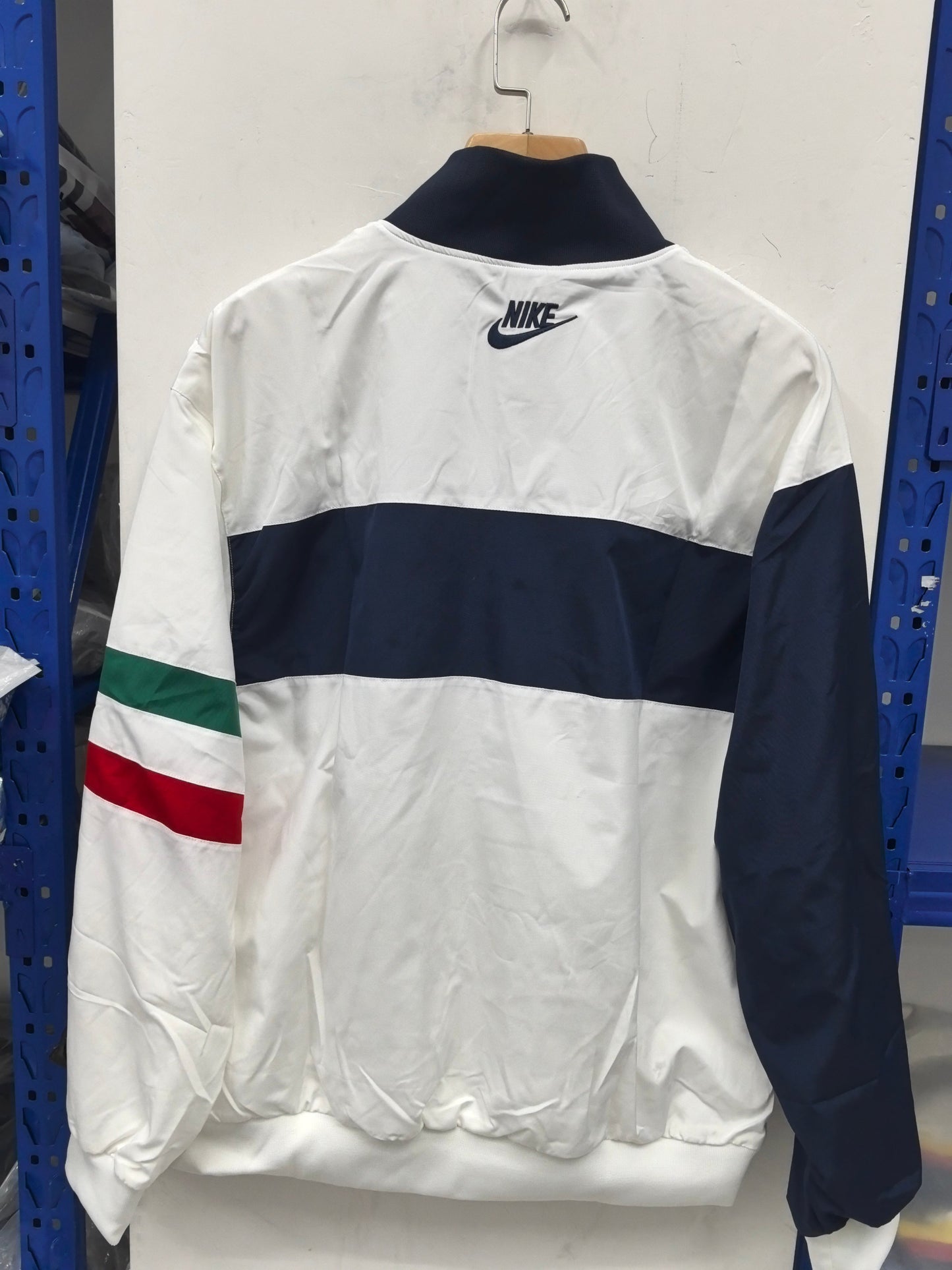 Giacca a vento - Italia